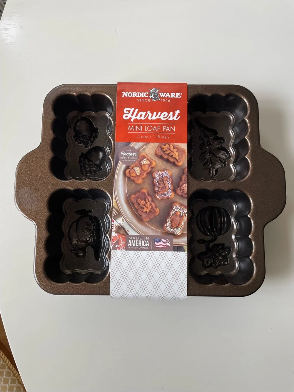 NWT Nordic Ware Harvest mini loaf pan